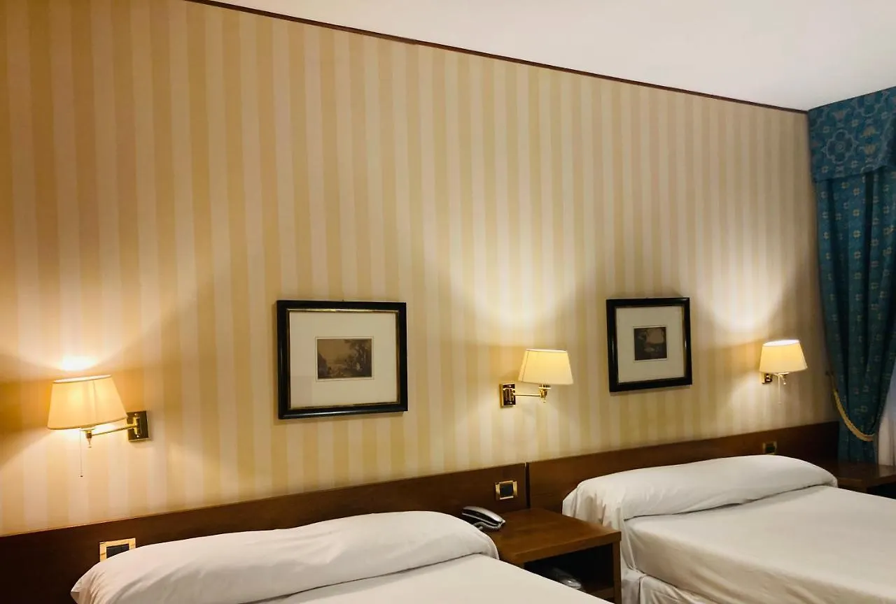 לה ספציה Hotel Ghironi