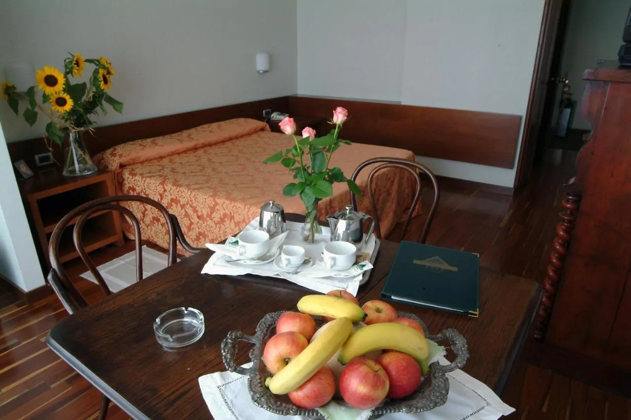 Hotel Ghironi La Spezia