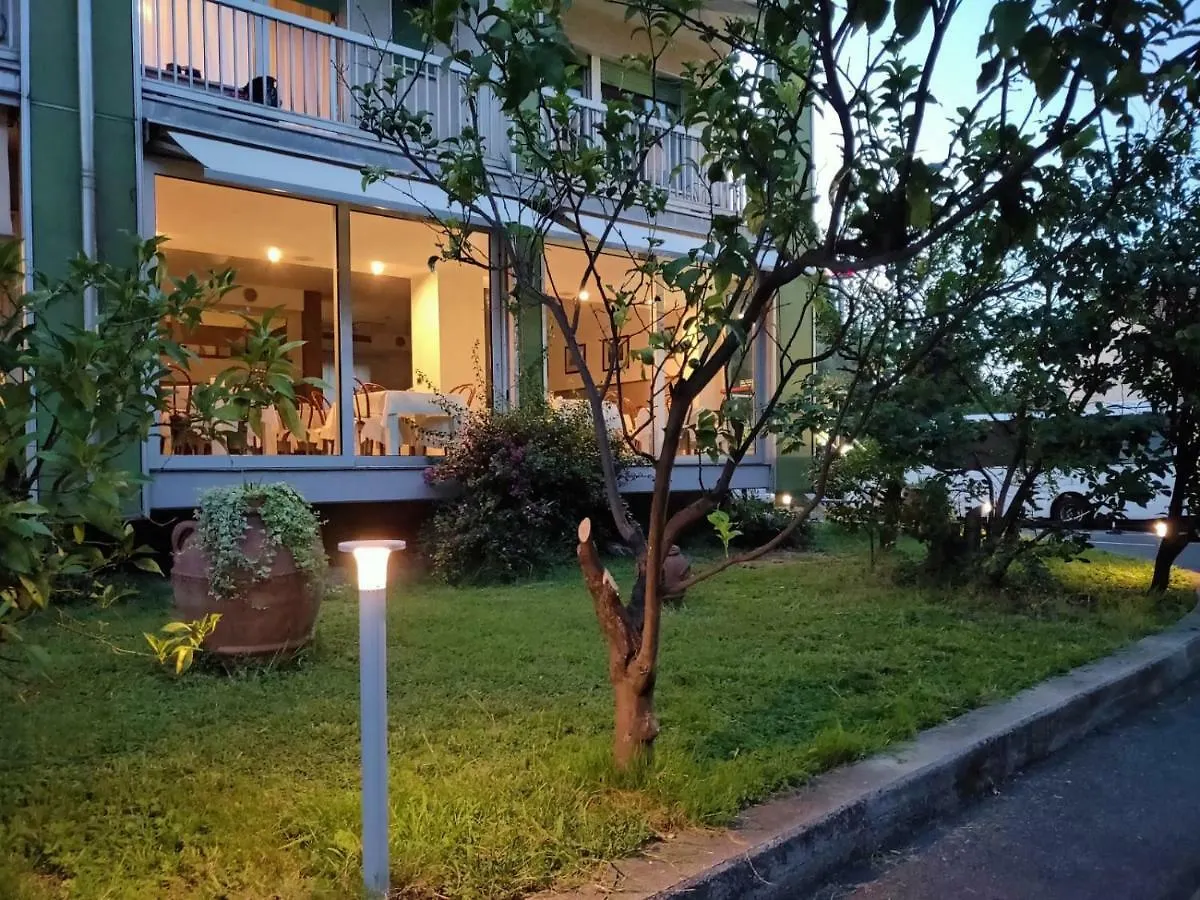 Hotel Ghironi La Spezia